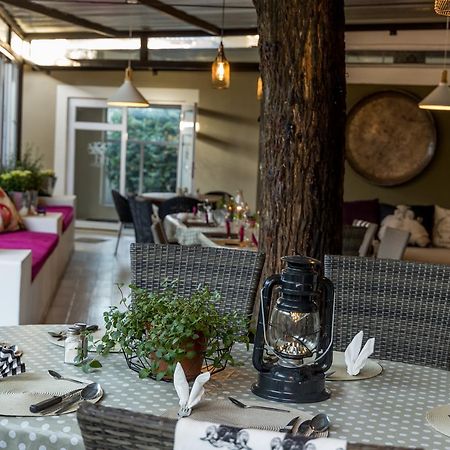Village Boutique Hotel Очиваронго Екстер'єр фото